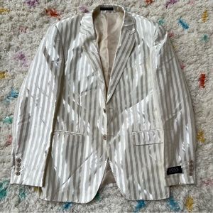 Hugo Boss Cream and White Blazer with Notched Lapel